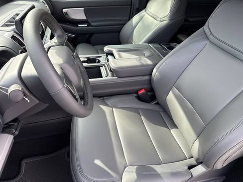 New 2026 Ford Expedition Active RWD image 19