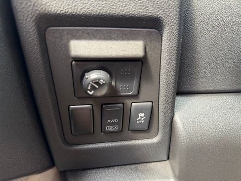 Used 2014 Nissan Rogue S w/ Convenience Package AWD/4WD image 23