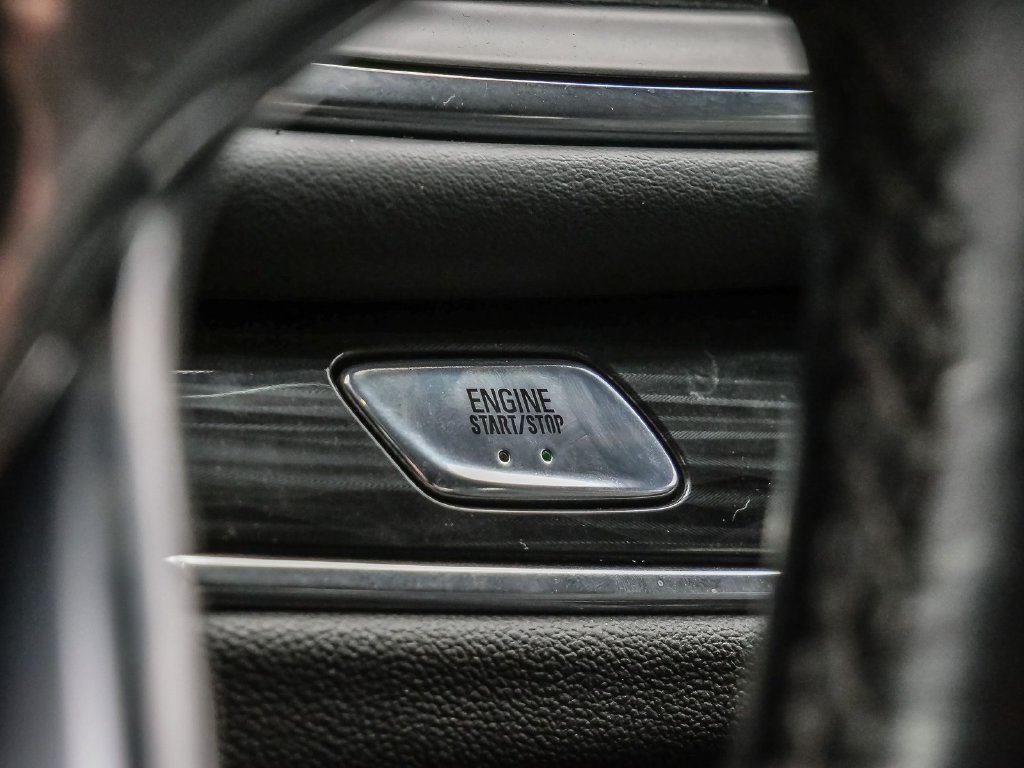 Used 2024 Buick Enclave Essence w/ Sport Touring Edition FWD image 32