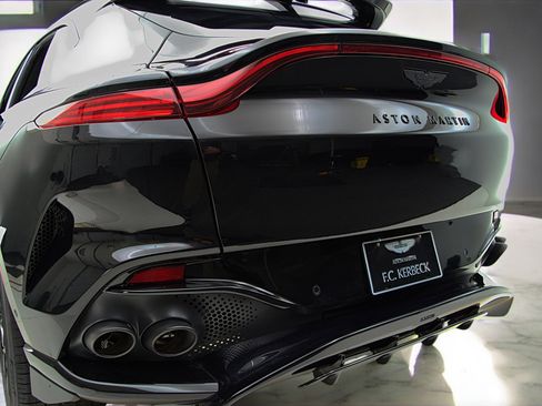 Used 2023 Aston Martin DBX 707 image 12