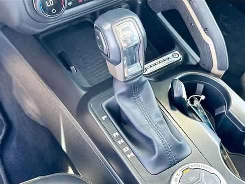 Used 2025 Ford Bronco Badlands AWD/4WD image 17