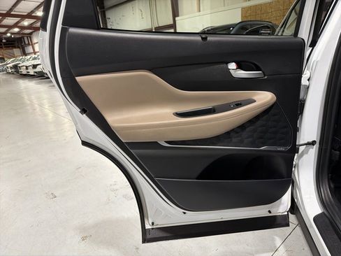 Used 2020 Hyundai Santa Fe SEL w/ Convenience + Premium Package image 34