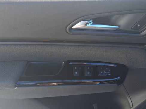 Used 2024 Honda Prologue EX image 13