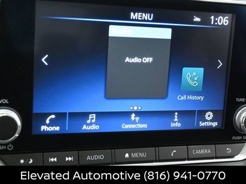 Certified 2025 Nissan Sentra SR w/ SR Premium Package FWD image 9