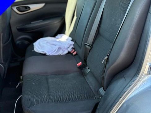 Used 2019 Nissan Rogue Sport S image 22