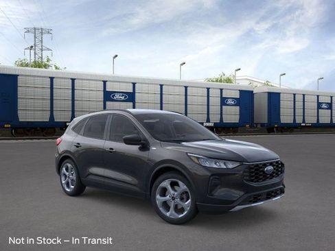 New 2026 Ford Escape ST-Line w/ Tech Pack #1 AWD/4WD image 7