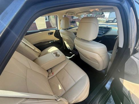 Used 2016 Toyota Avalon XLE FWD image 21