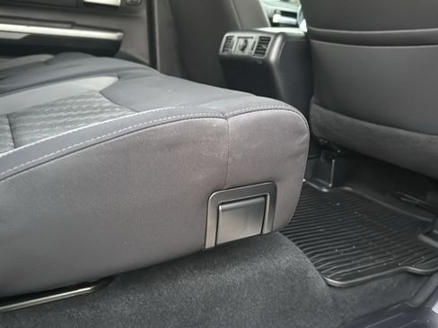 Used 2017 Toyota Tundra SR5 image 22