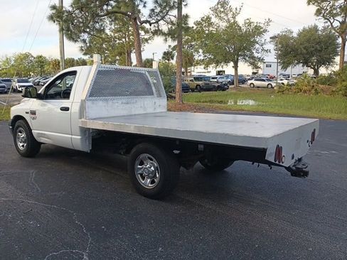 Used 2009 Dodge Ram 2500 Truck SXT image 3