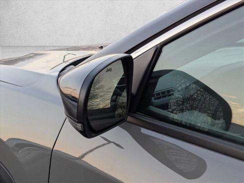 Used 2022 Jeep Compass Limited image 14