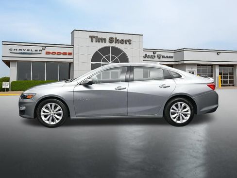 Used 2023 Chevrolet Malibu LT FWD image 2