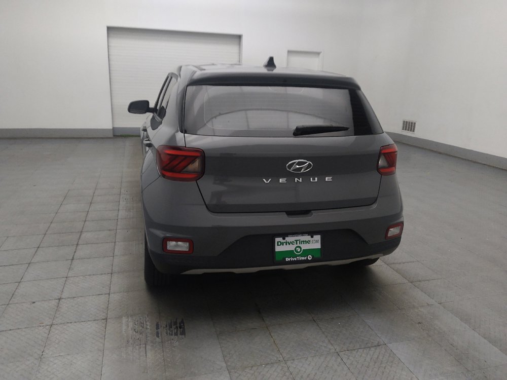 Used 2020 Hyundai Venue SE FWD image 6