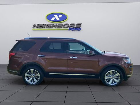 Used 2018 Ford Explorer Limited w/ Equipment Group 301A AWD/4WD image 7
