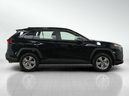Used 2025 Toyota RAV4 XLE image 6