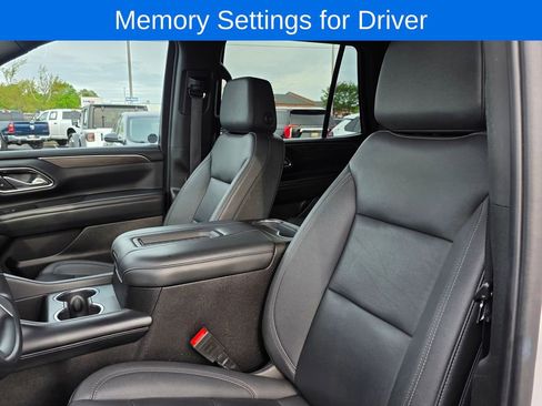 Used 2023 Chevrolet Tahoe LT AWD/4WD image 12