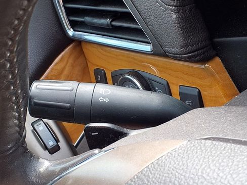 Used 2013 Lincoln MKX AWD image 18