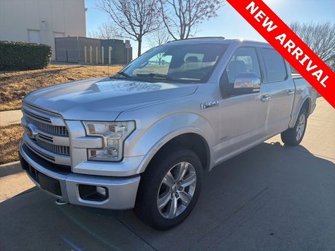 Used 2016 Ford F150 Platinum w/ Equipment Group 701A Luxury image 9