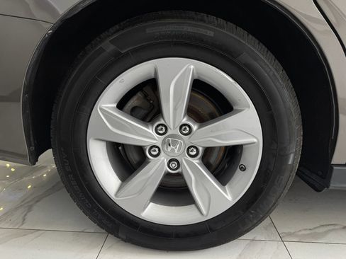 Used 2019 Honda Odyssey EX-L image 10