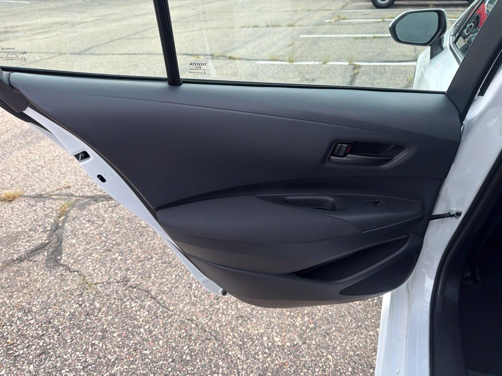 Used 2025 Toyota Corolla LE FWD image 45