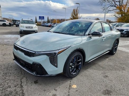 New 2025 Kia K4 GT-Line Turbo image 8