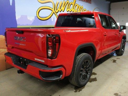 New 2026 GMC Sierra 1500 Elevation image 4