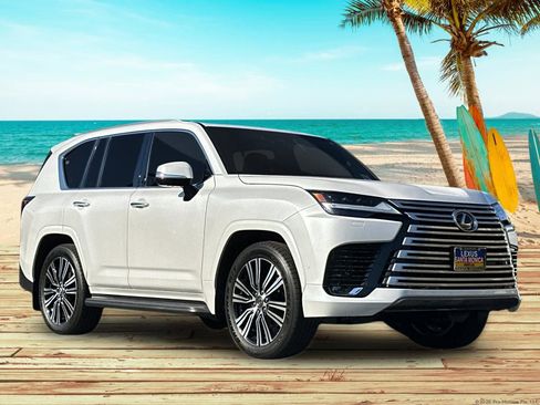 Used 2026 Lexus LX 700h Luxury image 8