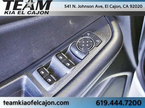 Used 2022 Ford Edge SE w/ Black Appearance Package image 23