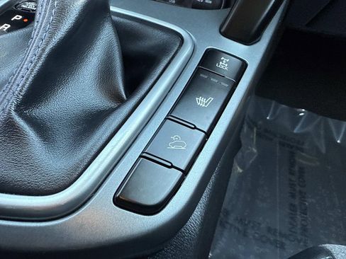 Used 2021 Kia Seltos S image 34