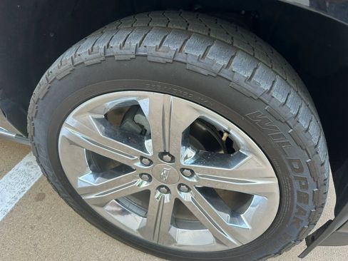 Used 2016 Cadillac Escalade Premium RWD image 6