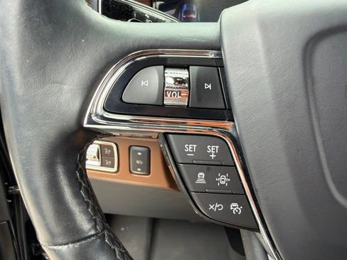 Certified 2023 Lincoln Navigator Reserve AWD/4WD image 27