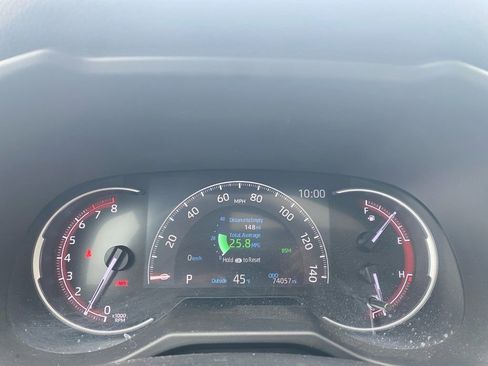 Used 2023 Toyota RAV4 XLE Premium image 13