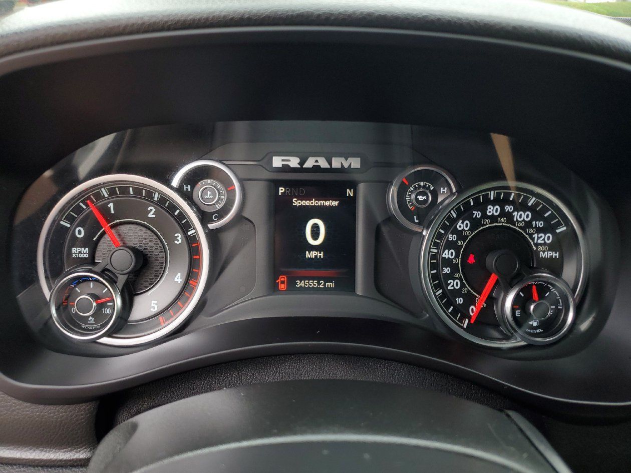 Used 2023 RAM 2500 Tradesman w/ Chrome Appearance Group AWD/4WD image 30