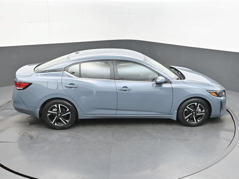 Used 2025 Nissan Sentra SV w/ All-Weather Package FWD image 25