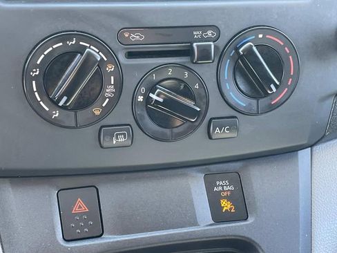 Used 2021 Nissan NV200 SV image 26