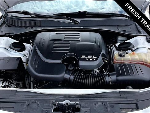 Used 2013 Chrysler 300 S RWD image 29