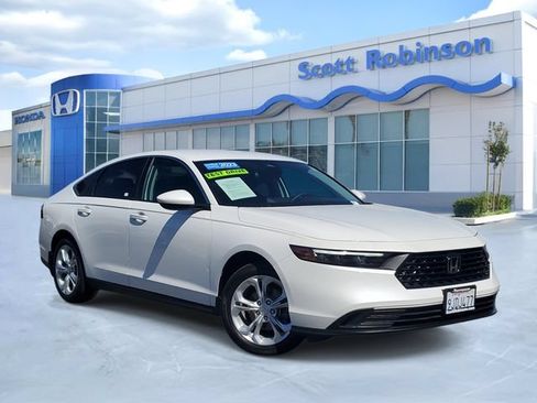 Certified 2023 Honda Accord LX image 1