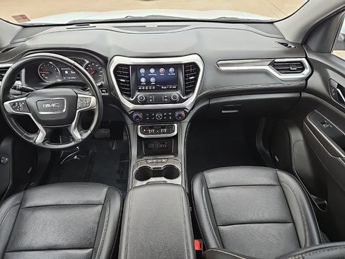 Used 2023 GMC Acadia SLT image 15