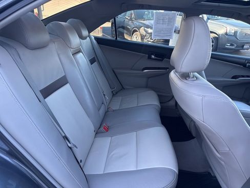 Used 2012 Toyota Camry XLE image 30