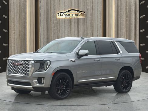 Used 2023 GMC Yukon Denali RWD image 3