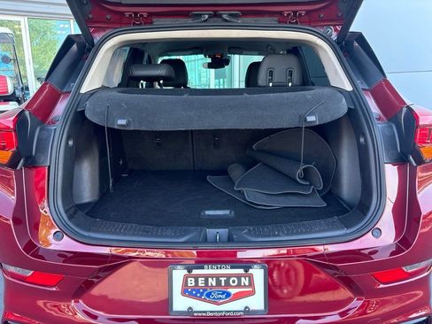 Used 2023 Buick Encore GX Select w/ Sport Touring Package FWD image 6