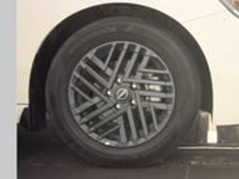 Used 2026 Nissan Sentra SV w/ SV Convenience Package FWD image 10
