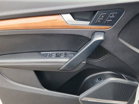 Used 2023 Audi Q5 2.0T Premium Plus image 8