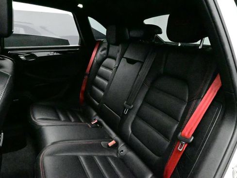 Certified 2018 Porsche Macan GTS AWD/4WD image 14
