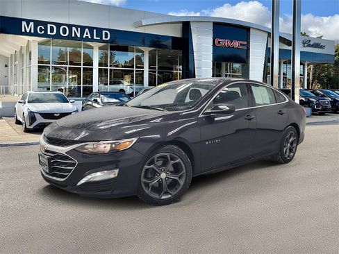 Used 2023 Chevrolet Malibu LT image 1