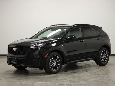 Used 2025 Cadillac XT4 Sport image 4