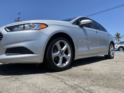 Used 2016 Ford Fusion S w/ Equipment Group 101A image 21