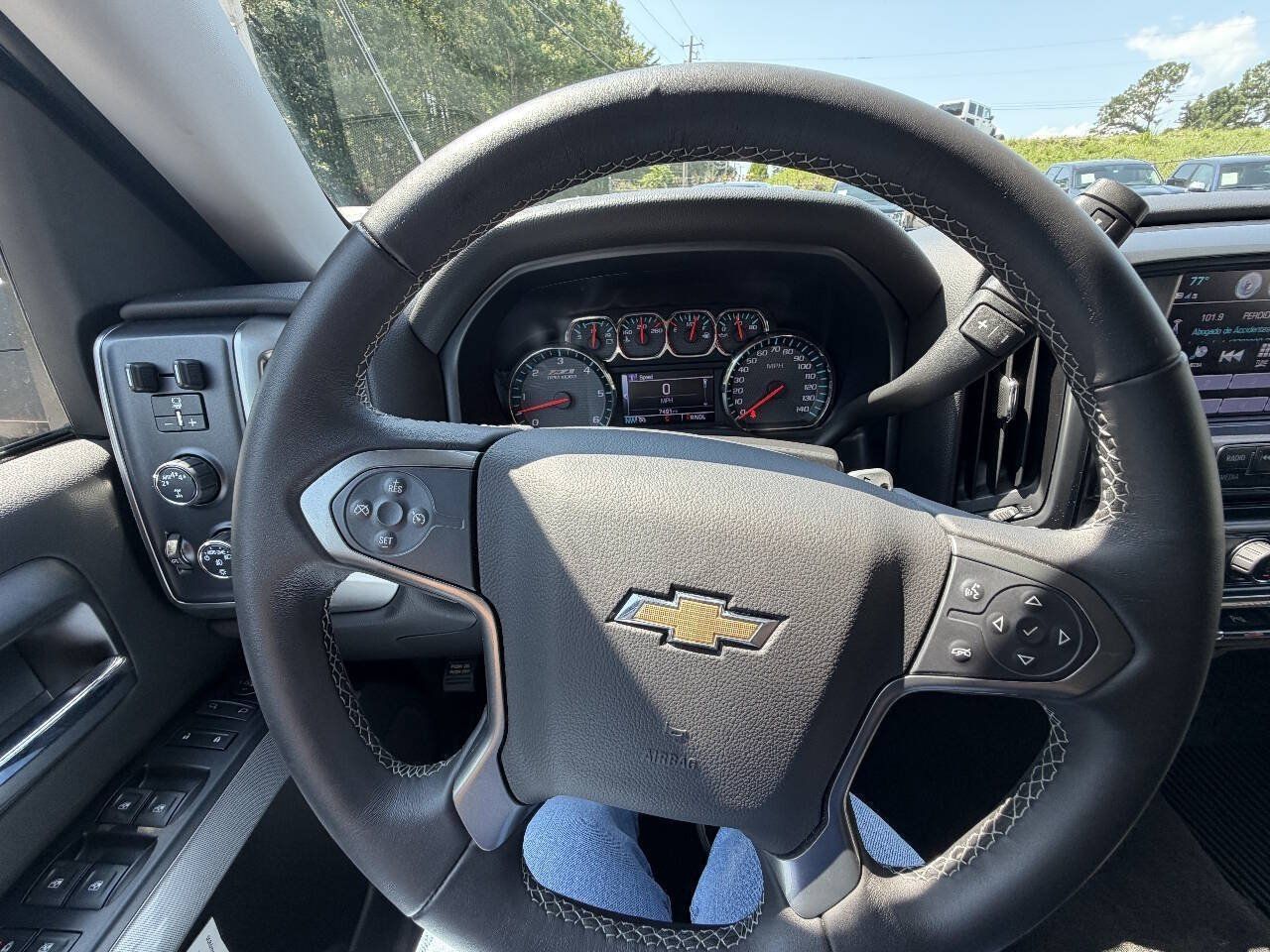 Used 2018 Chevrolet Silverado 1500 LT w/ All Star Edition AWD/4WD image 28