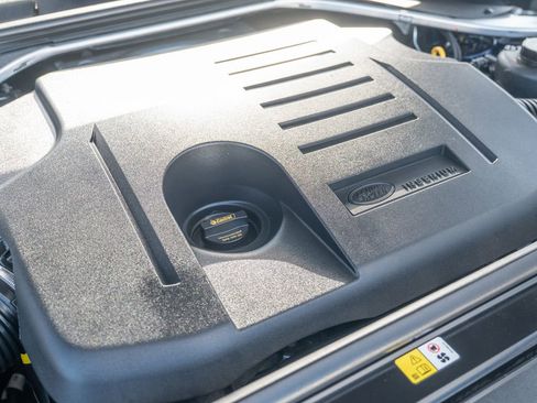 Certified 2023 Land Rover Range Rover SE image 36