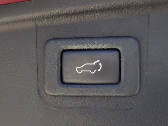 Used 2018 Subaru Outback 2.5i Limited AWD/4WD image 11