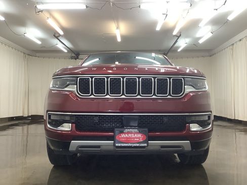 Used 2024 Jeep Wagoneer Series II AWD/4WD image 10